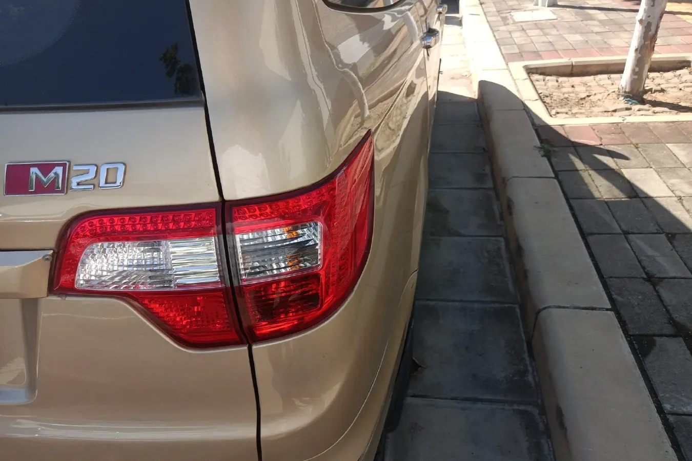 2013 BAIC WeiWang M20 1.5L 106HP L4 5MT,autocango,china used car exporter,china ev exporter,chinese used car exporter,chinese used ev exporter