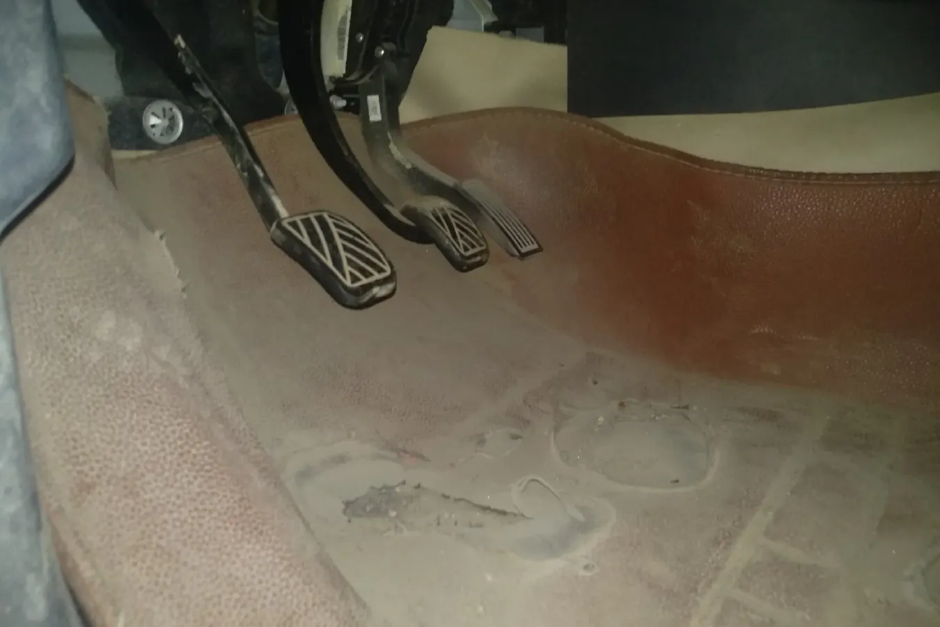 2017 BAIC ChangHe M70 1.5L 113HP L4 5MT,autocango,china used car exporter,china ev exporter,chinese used car exporter,chinese used ev exporter