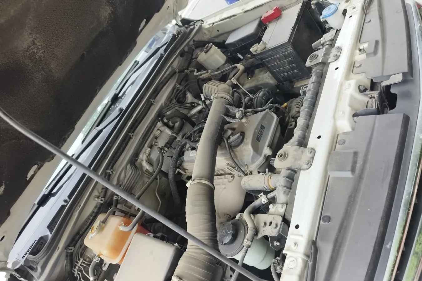 2020 JAC T6 2.0L 144HP L4 5MT,autocango,china used car exporter,china ev exporter,chinese used car exporter,chinese used ev exporter