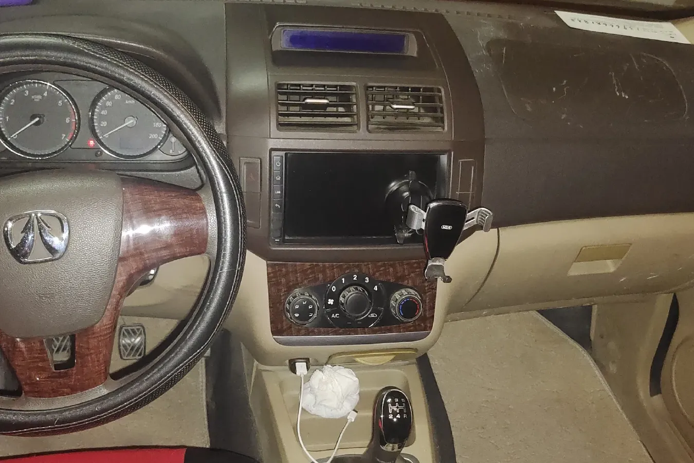 2015 BAIC WeiWang M30 1.5L 116HP L4 5MT,autocango,china used car exporter,china ev exporter,chinese used car exporter,chinese used ev exporter