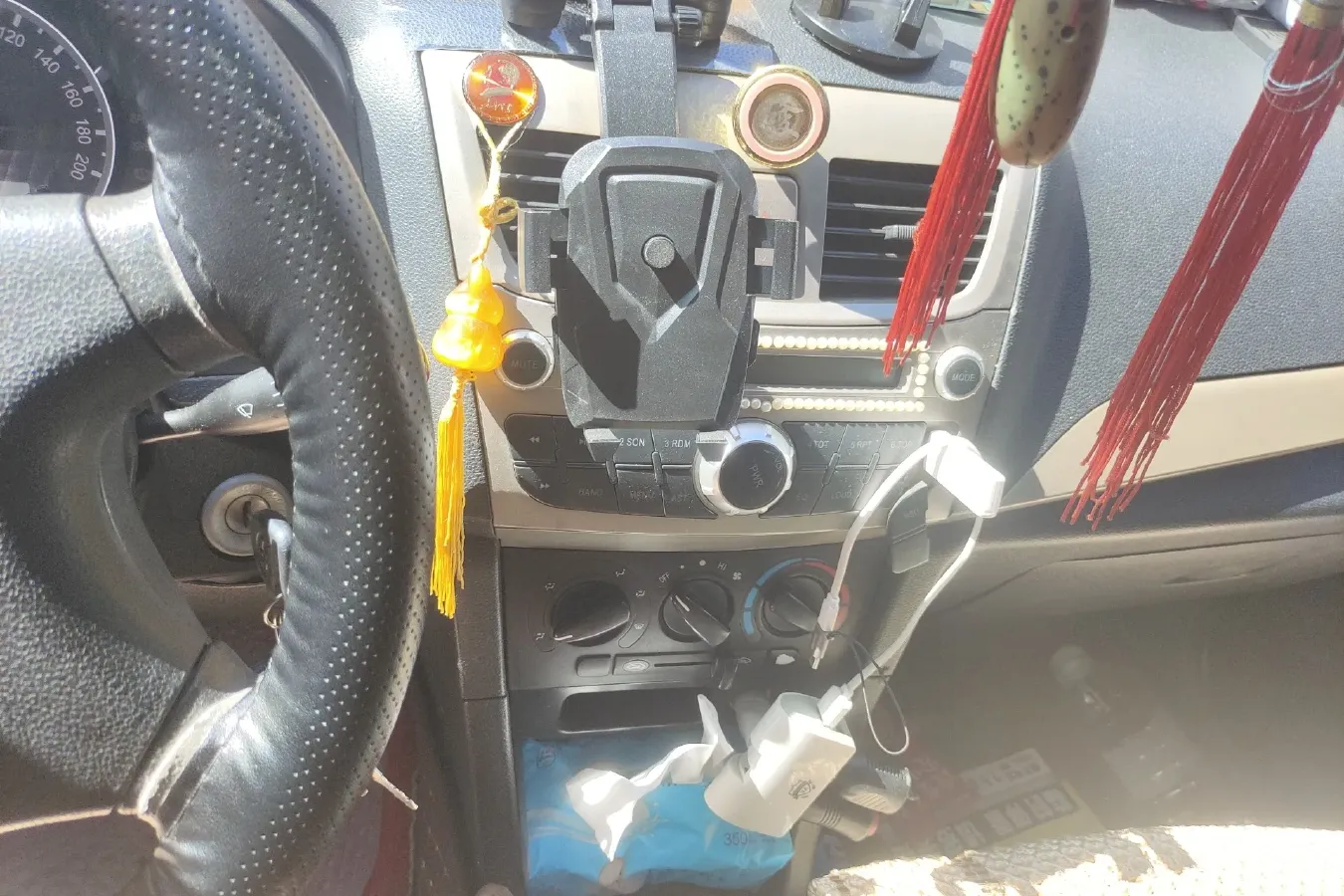 2012 FAW XiaLi 1.0L 65HP L3 5MT,autocango,china used car exporter,china ev exporter,chinese used car exporter,chinese used ev exporter