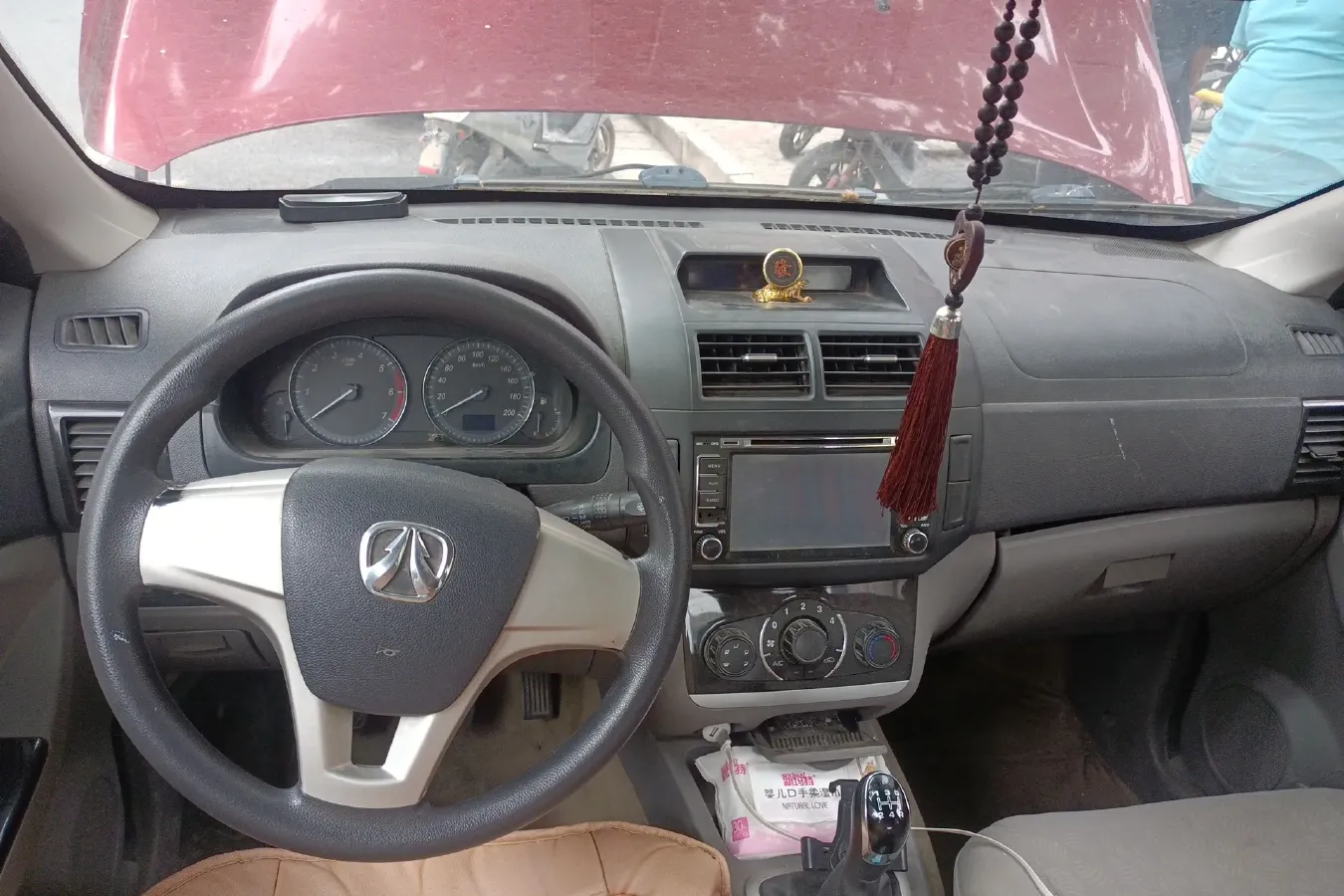 2013 BAIC WeiWang M20 1.5L 106HP L4 5MT,autocango,china used car exporter,china ev exporter,chinese used car exporter,chinese used ev exporter