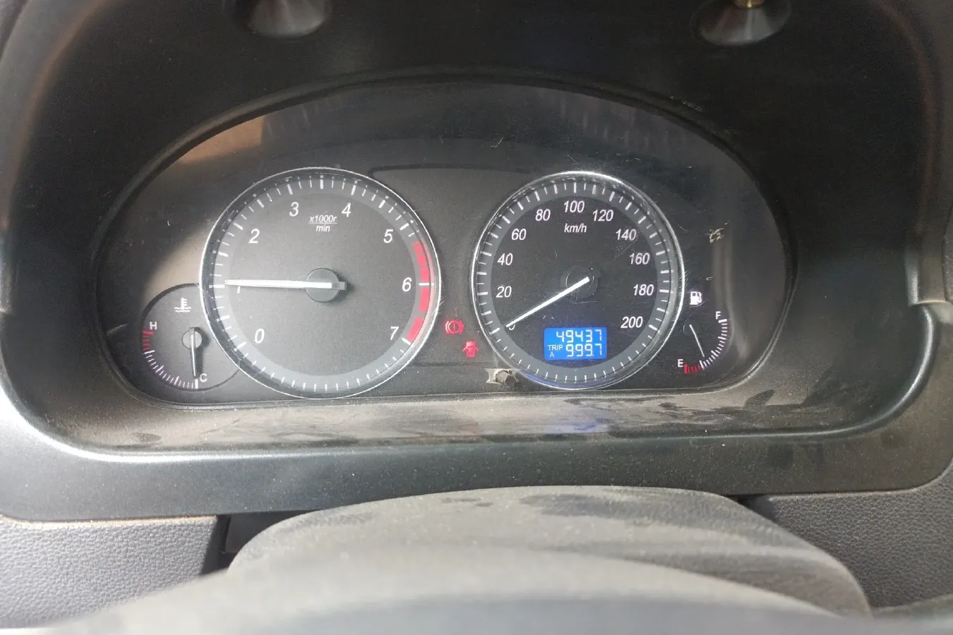 2013 BAIC WeiWang M20 1.5L 106HP L4 5MT,autocango,china used car exporter,china ev exporter,chinese used car exporter,chinese used ev exporter