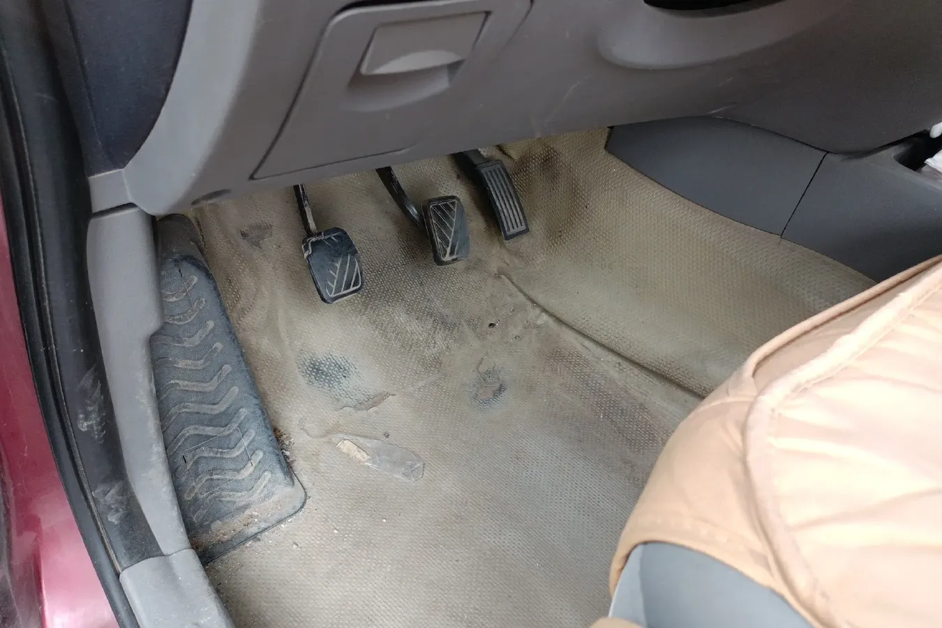 2013 BAIC WeiWang M20 1.5L 106HP L4 5MT,autocango,china used car exporter,china ev exporter,chinese used car exporter,chinese used ev exporter