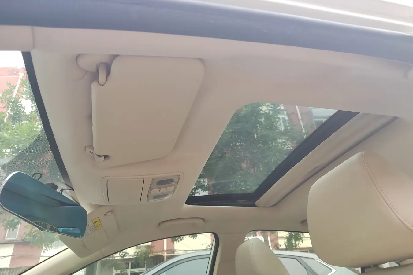 2015 ChangAn Alsvin V7 1.6L 124HP L4 5MT,autocango,china used car exporter,china ev exporter,chinese used car exporter,chinese used ev exporter