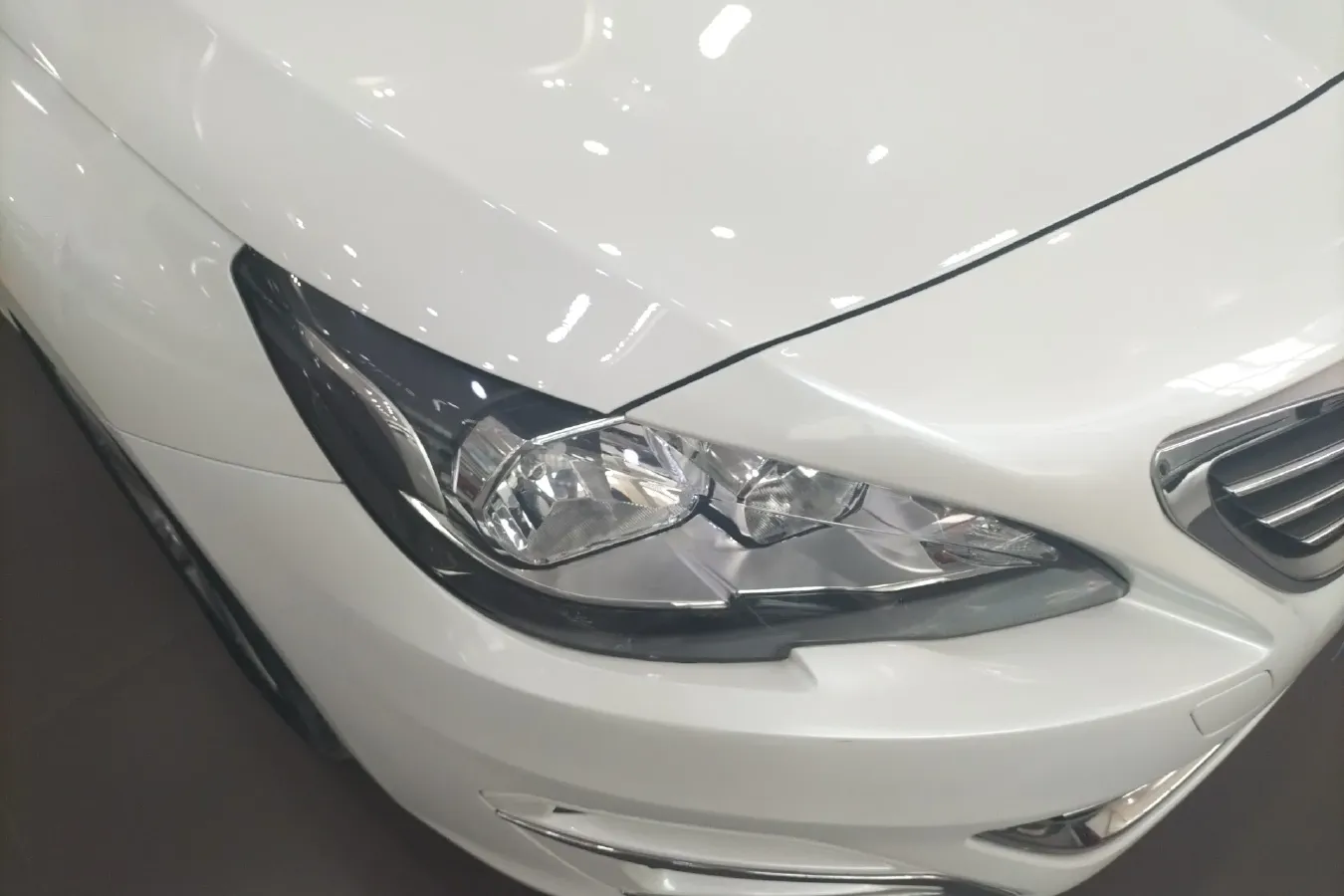 2015 Peugeot 408 1.2T 136HP L3 6AT,autocango,china used car exporter,china ev exporter,chinese used car exporter,chinese used ev exporter