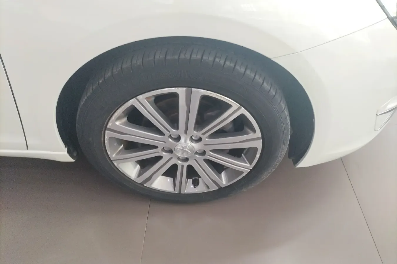 2015 Peugeot 408 1.2T 136HP L3 6AT,autocango,china used car exporter,china ev exporter,chinese used car exporter,chinese used ev exporter