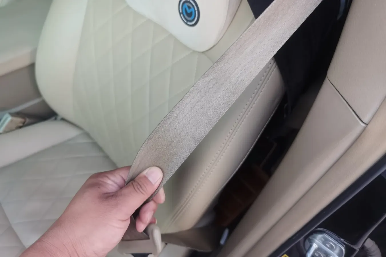 2009 Toyota Highlander 2.7L 190HP L4 6AT,autocango,china used car exporter,china ev exporter,chinese used car exporter,chinese used ev exporter