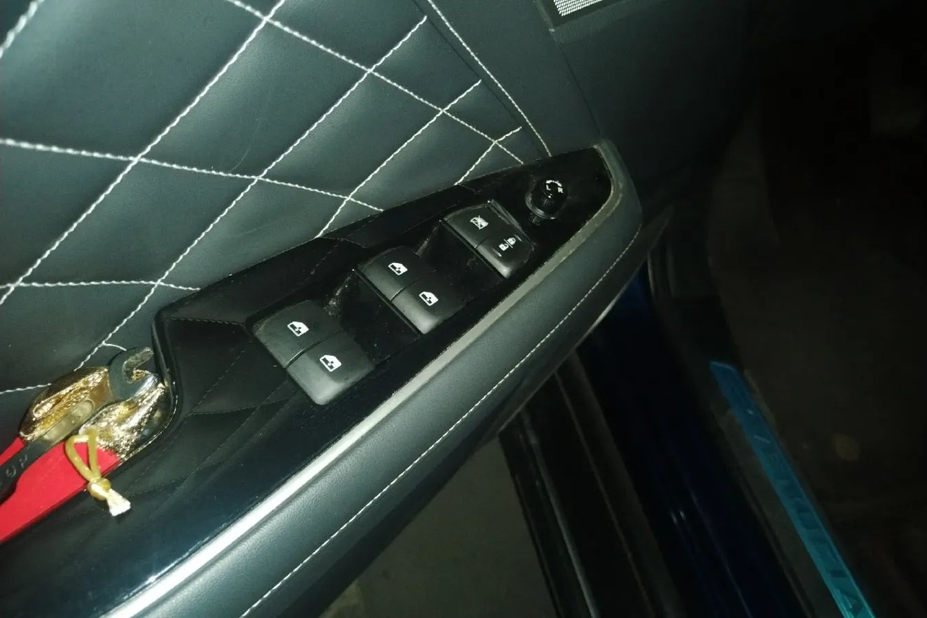 2020 Venucia Star 1.5T 190HP L4 7DCT,autocango,china used car exporter,china ev exporter,chinese used car exporter,chinese used ev exporter