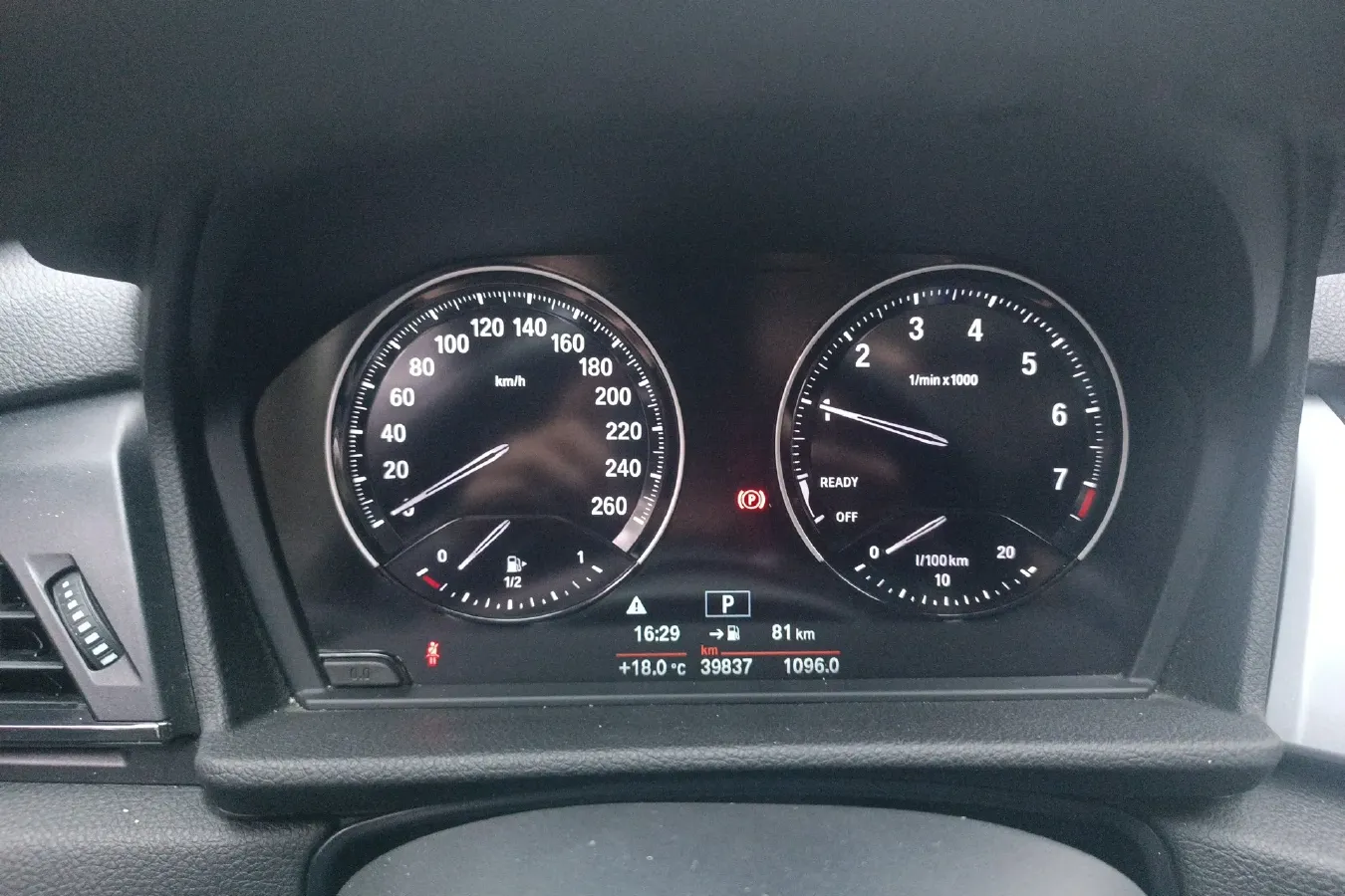 2018 BMW 2 Series SUV 1.5T 140HP L3 7DCT,autocango,china used car exporter,china ev exporter,chinese used car exporter,chinese used ev exporter