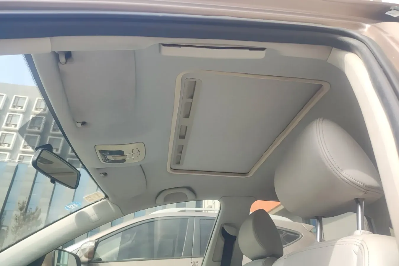 2011 Brilliance Auto H530 1.6L 118HP L4 5MT,autocango,china used car exporter,china ev exporter,chinese used car exporter,chinese used ev exporter