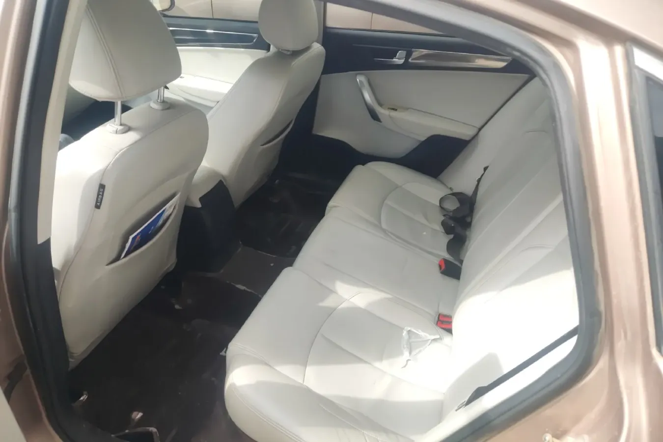 2011 Brilliance Auto H530 1.6L 118HP L4 5MT,autocango,china used car exporter,china ev exporter,chinese used car exporter,chinese used ev exporter
