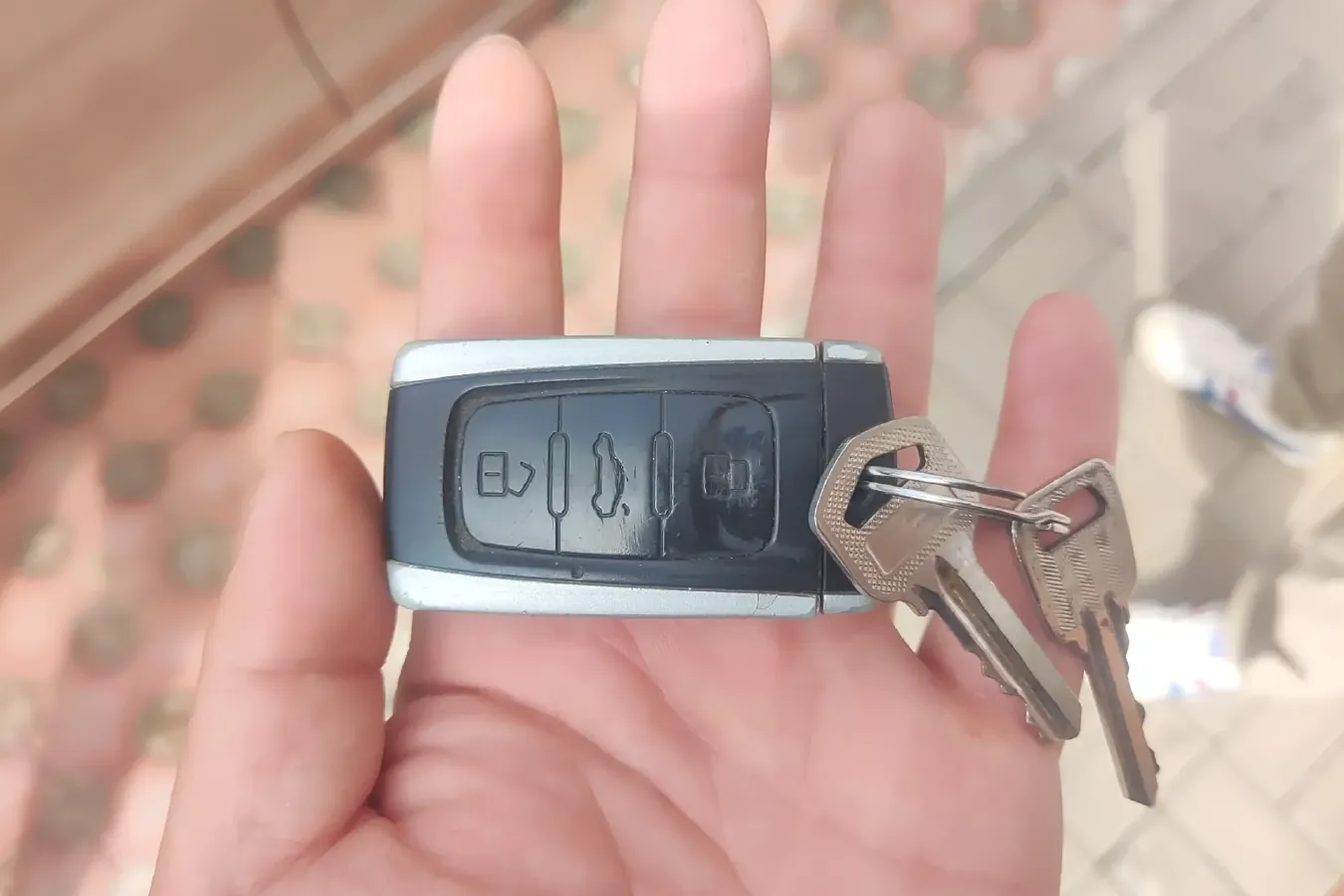 2011 Brilliance Auto H530 1.6L 118HP L4 5MT,autocango,china used car exporter,china ev exporter,chinese used car exporter,chinese used ev exporter