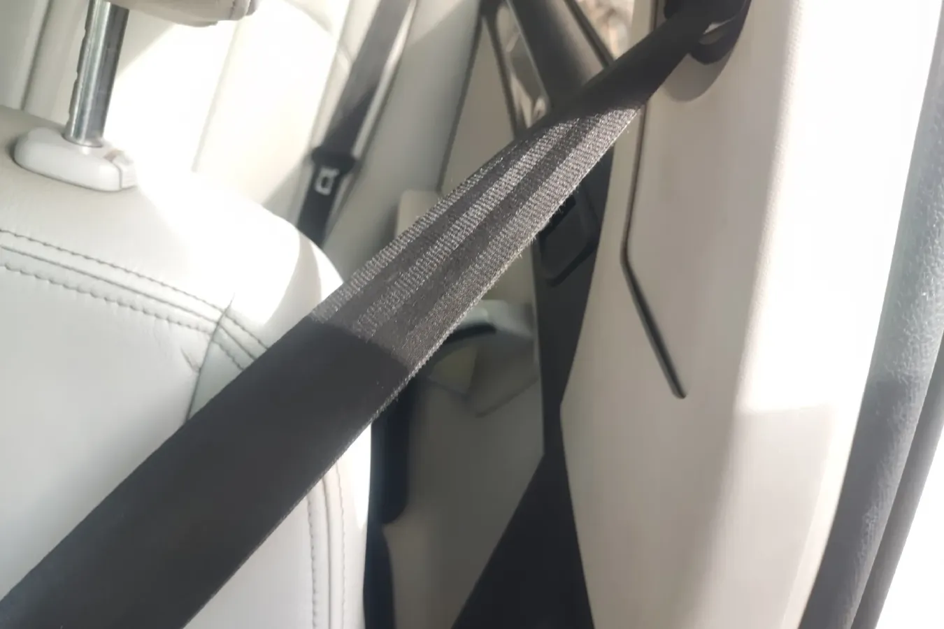 2011 Brilliance Auto H530 1.6L 118HP L4 5MT,autocango,china used car exporter,china ev exporter,chinese used car exporter,chinese used ev exporter