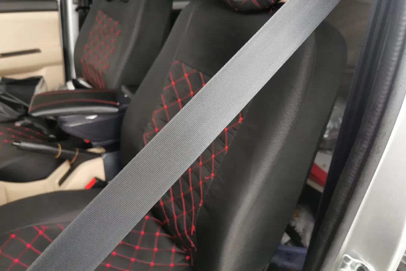 2021 ChangAn KuaYue New Leopard T3 1.6L 122HP L4 5MT,autocango,china used car exporter,china ev exporter,chinese used car exporter,chinese used ev exporter