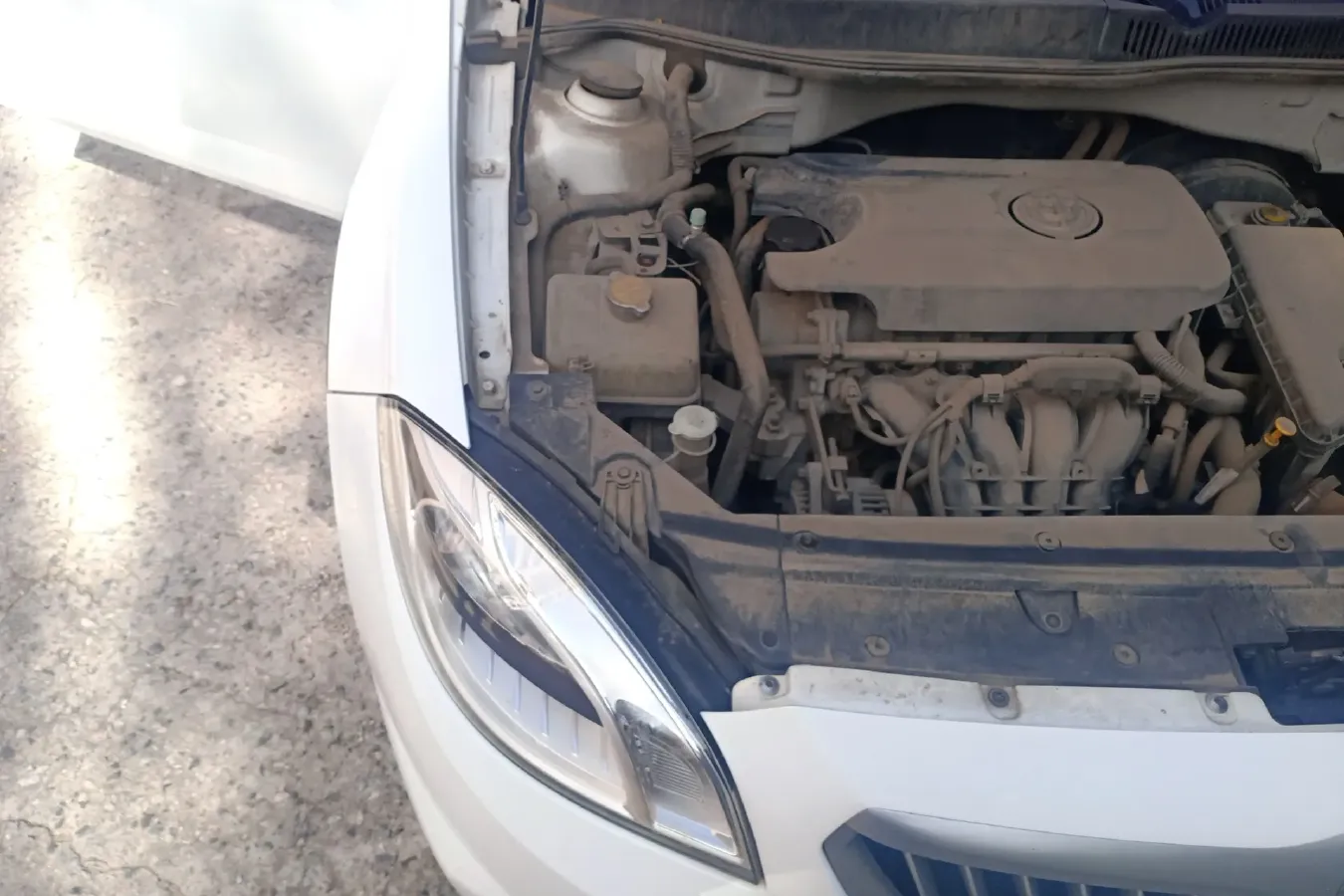 2013 Brilliance Auto H330 1.5L 105HP L4 4AT,autocango,china used car exporter,china ev exporter,chinese used car exporter,chinese used ev exporter