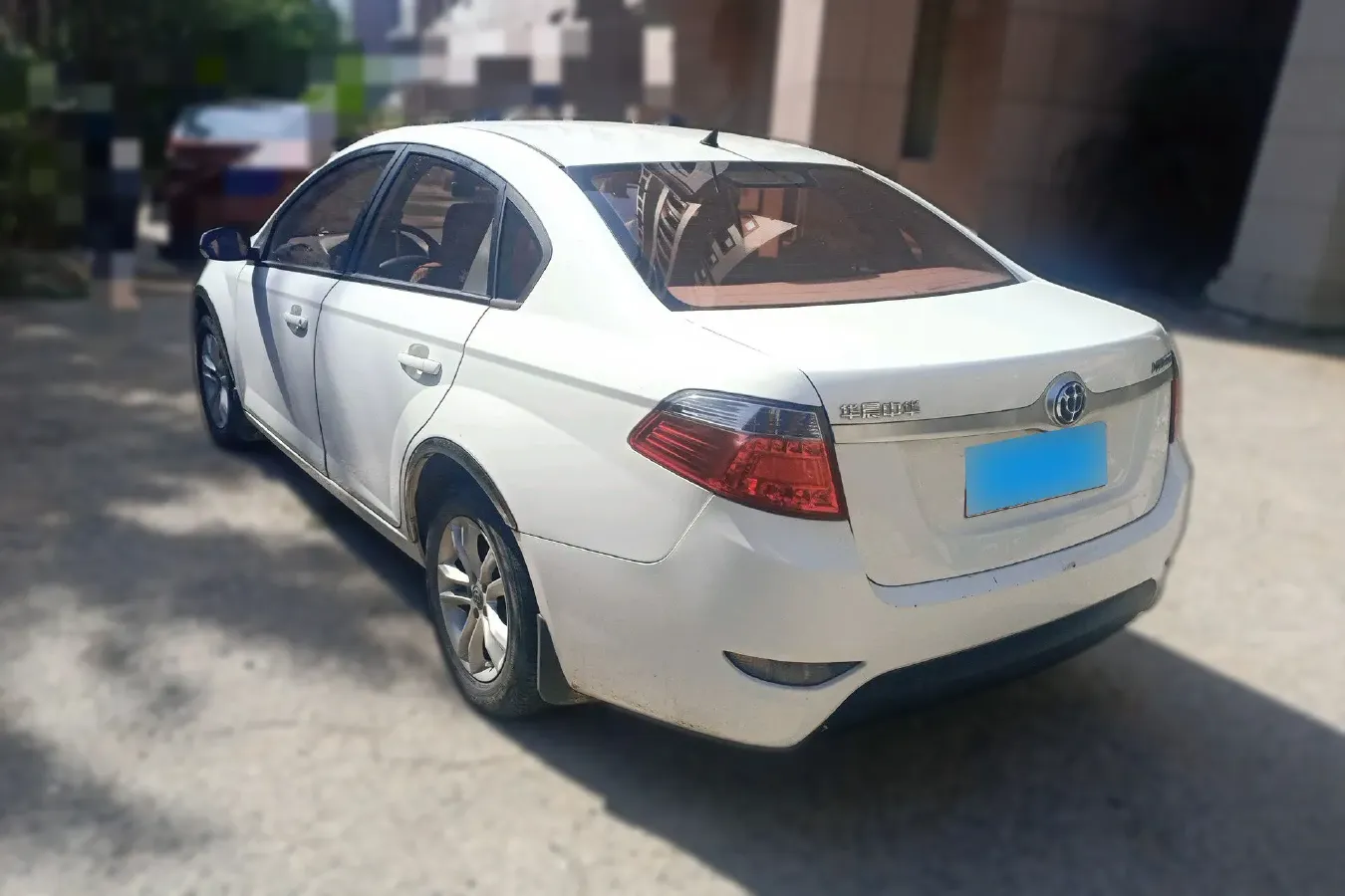2013 Brilliance Auto H330 1.5L 105HP L4 4AT,autocango,china used car exporter,china ev exporter,chinese used car exporter,chinese used ev exporter