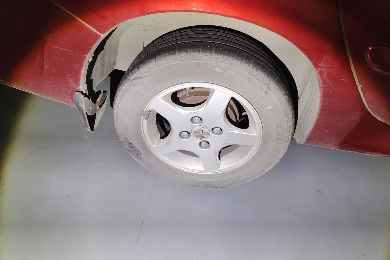 2011 Peugeot 207 1.4L 76HP L4 5MT,autocango,china used car exporter,china ev exporter,chinese used car exporter,chinese used ev exporter