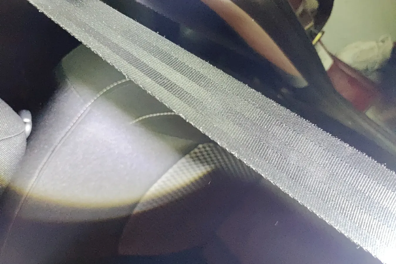 2011 Peugeot 207 1.4L 76HP L4 5MT,autocango,china used car exporter,china ev exporter,chinese used car exporter,chinese used ev exporter