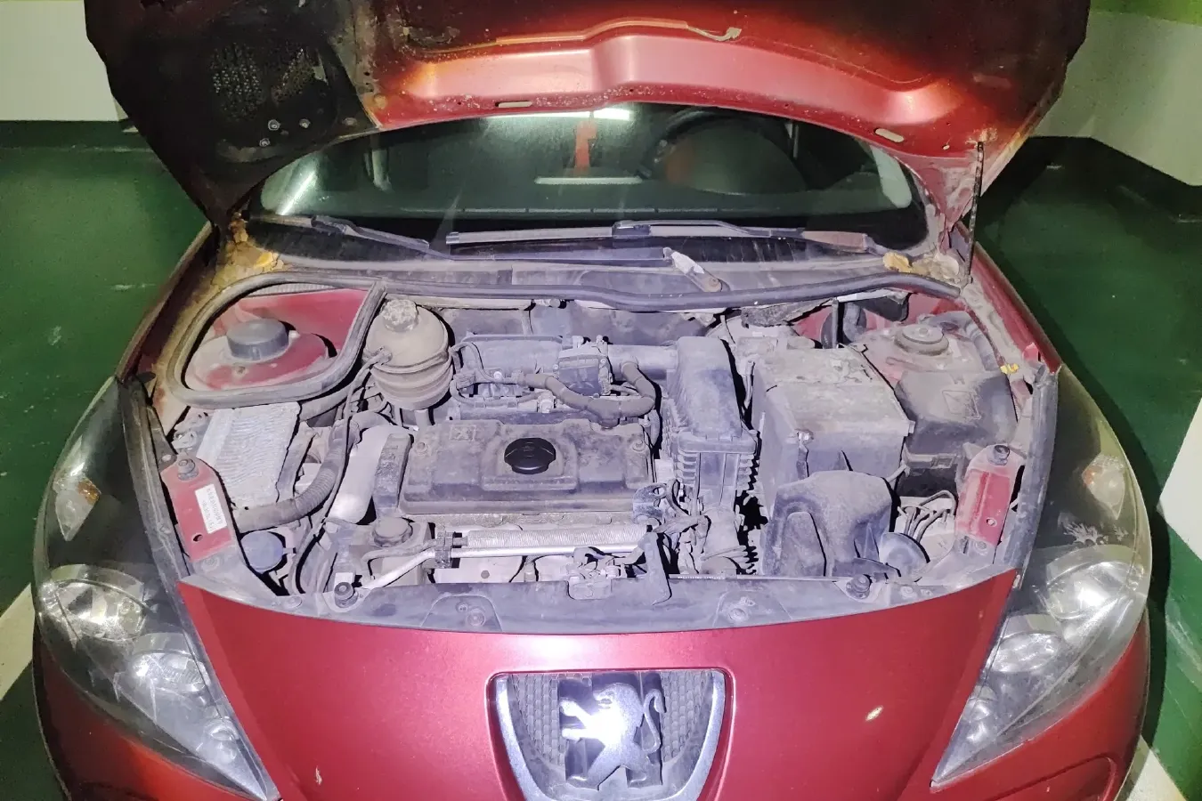 2011 Peugeot 207 1.4L 76HP L4 5MT,autocango,china used car exporter,china ev exporter,chinese used car exporter,chinese used ev exporter