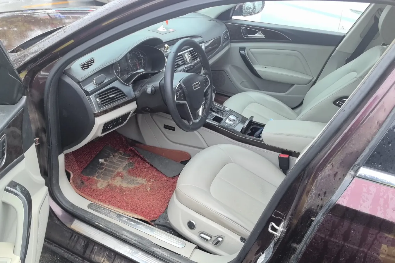 2016 Zotye Z700 1.8T 177HP L4 6DCT,autocango,china used car exporter,china ev exporter,chinese used car exporter,chinese used ev exporter