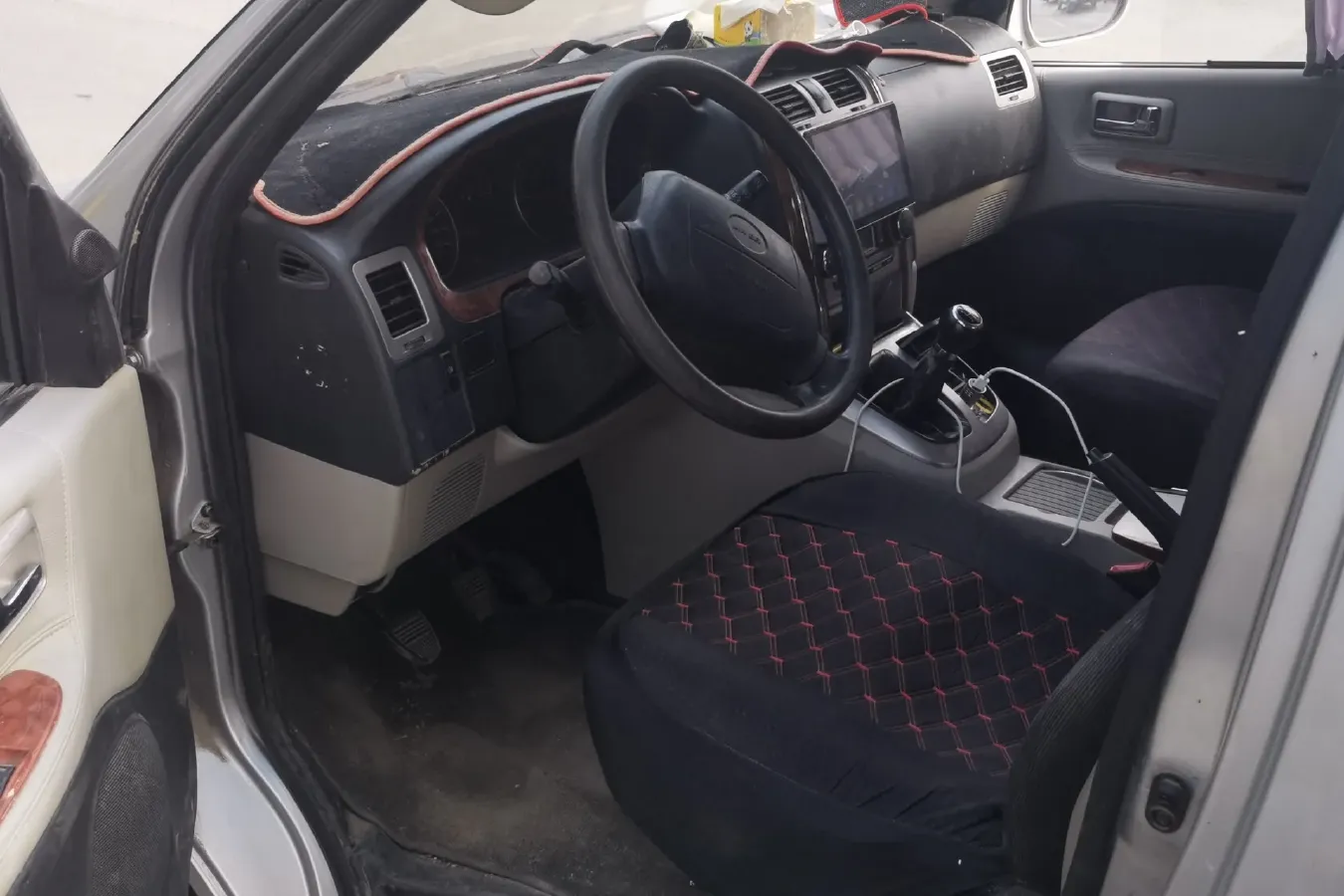 2015 JinBei Grace 2.0L 106HP L4 5MT,autocango,china used car exporter,china ev exporter,chinese used car exporter,chinese used ev exporter