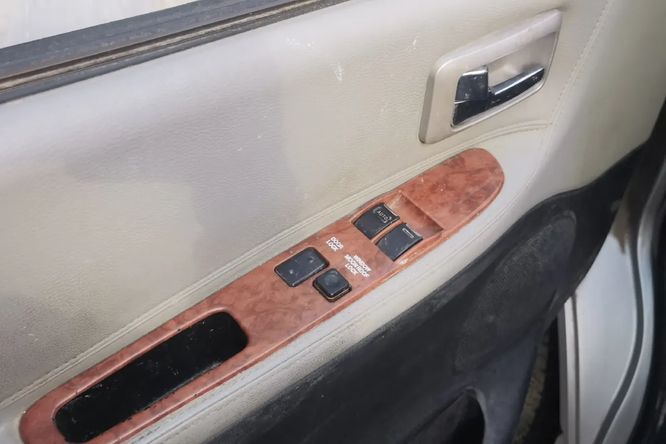 2015 JinBei Grace 2.0L 106HP L4 5MT,autocango,china used car exporter,china ev exporter,chinese used car exporter,chinese used ev exporter