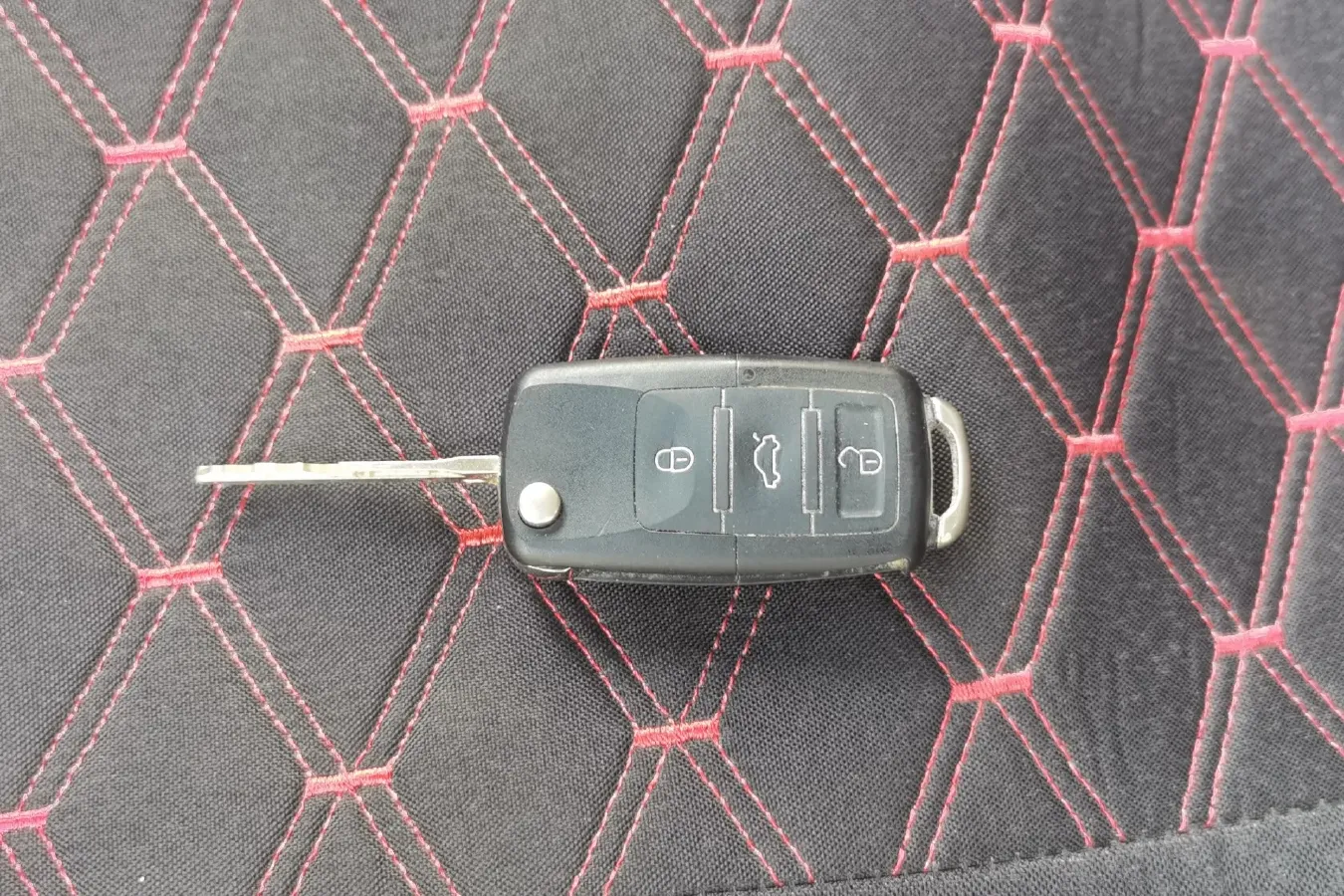 2015 JinBei Grace 2.0L 106HP L4 5MT,autocango,china used car exporter,china ev exporter,chinese used car exporter,chinese used ev exporter