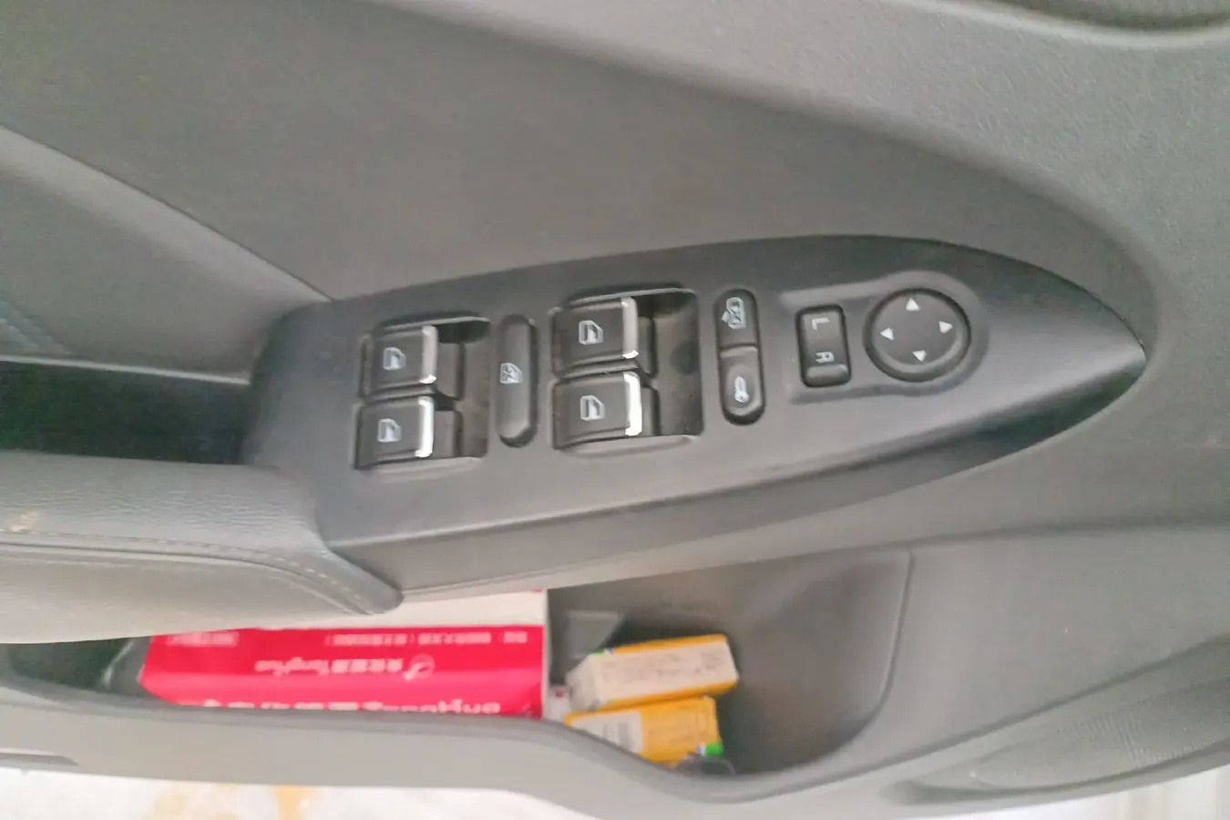 2016 Chery Arrizo 7e 1.6L 126HP L4 CVT PHEV 9.26KWH,autocango,china used car exporter,china ev exporter,chinese used car exporter,chinese used ev exporter