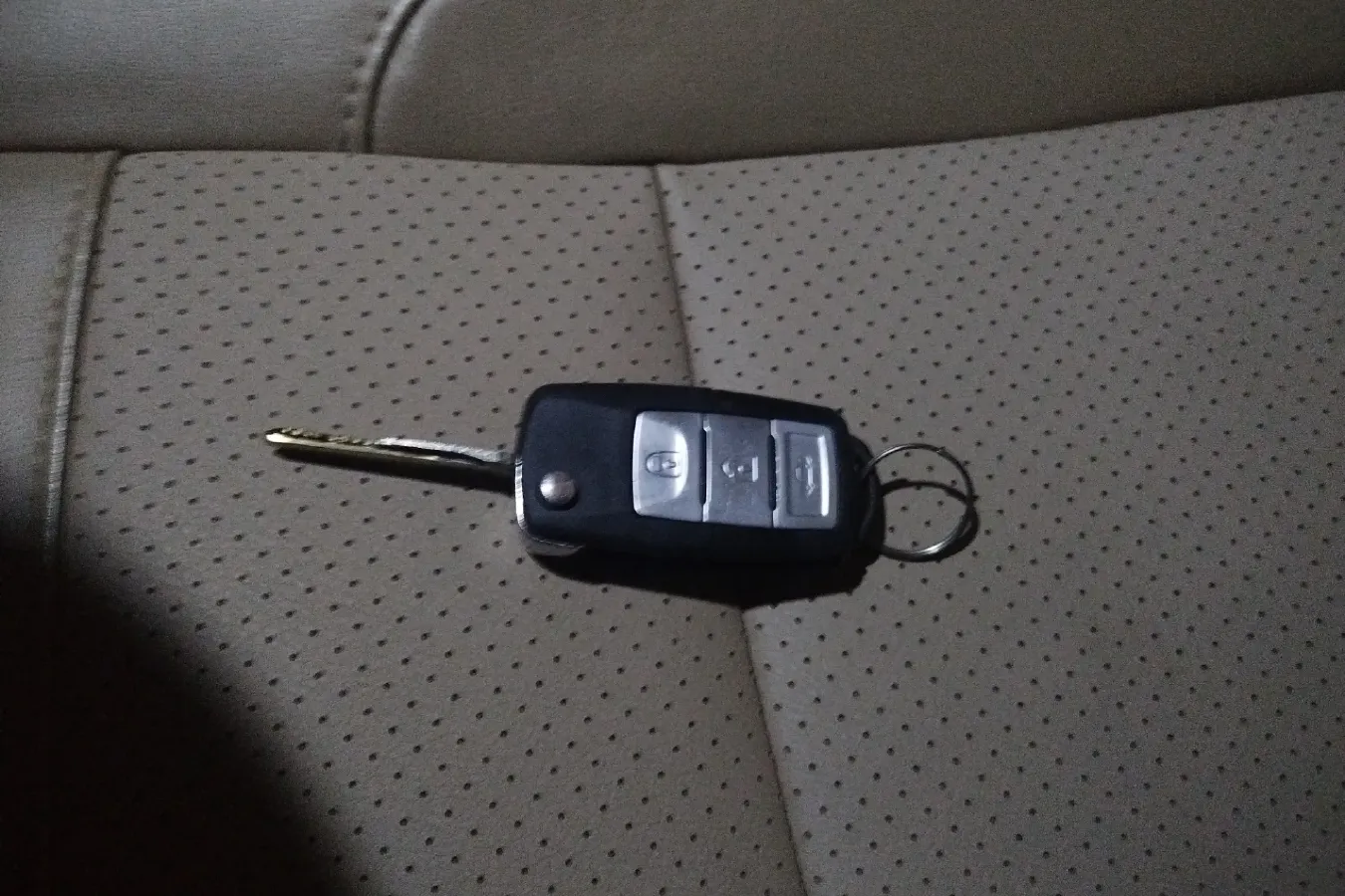 2015 LiFan LeTu 1.5L 109HP L4 5MT,autocango,china used car exporter,china ev exporter,chinese used car exporter,chinese used ev exporter