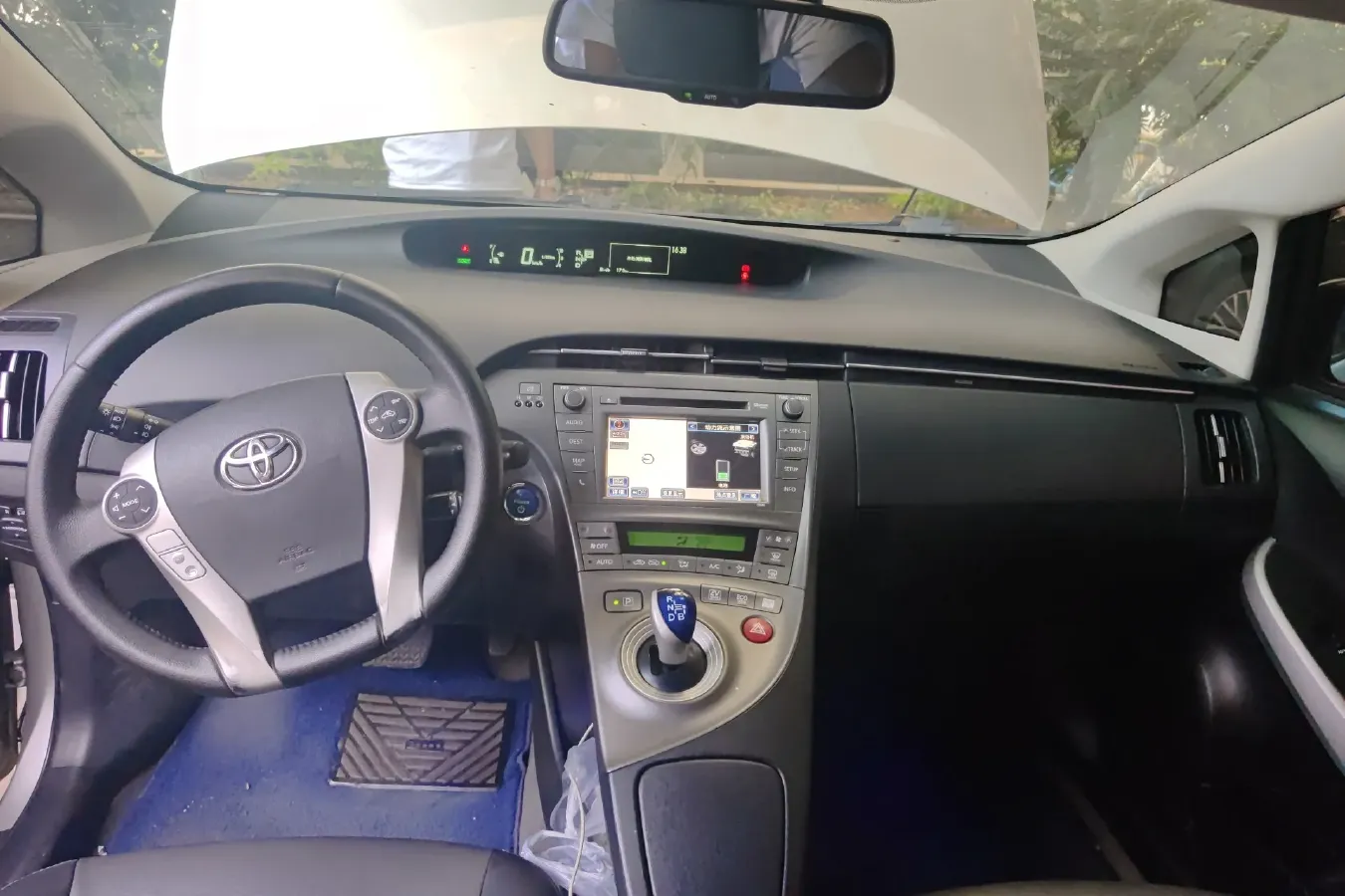 2012 Toyota Prius 1.8L 99HP L4 E-CVT Hybrid,autocango,china used car exporter,china ev exporter,chinese used car exporter,chinese used ev exporter