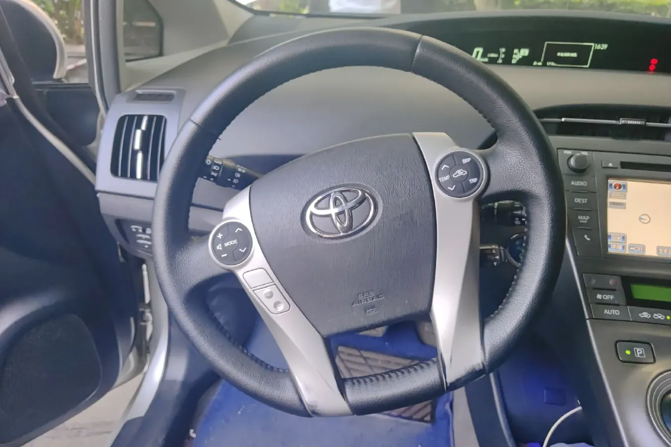 2012 Toyota Prius 1.8L 99HP L4 E-CVT Hybrid,autocango,china used car exporter,china ev exporter,chinese used car exporter,chinese used ev exporter