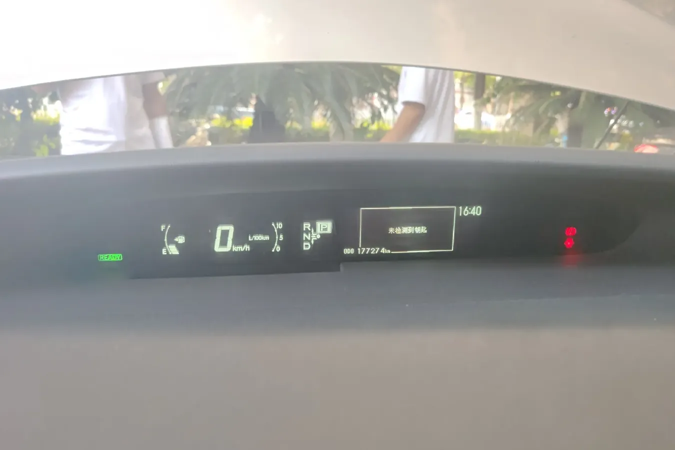 2012 Toyota Prius 1.8L 99HP L4 E-CVT Hybrid,autocango,china used car exporter,china ev exporter,chinese used car exporter,chinese used ev exporter