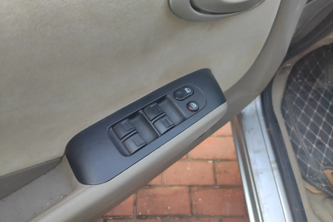 2012 Everus S1 1.3L 82HP L4 5MT,autocango,china used car exporter,china ev exporter,chinese used car exporter,chinese used ev exporter