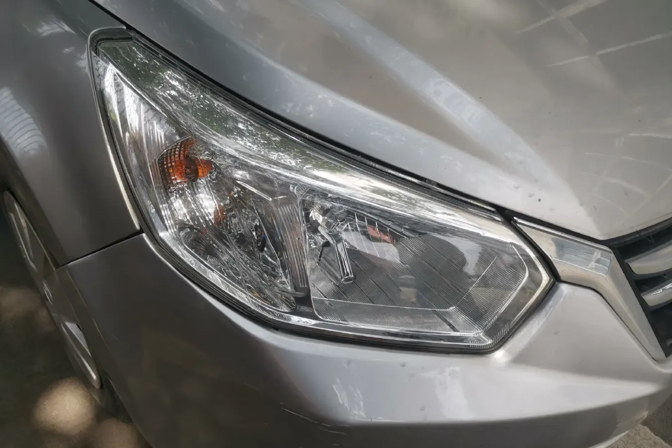 2015 Venucia R50 1.6L 117HP L4 4AT,autocango,china used car exporter,china ev exporter,chinese used car exporter,chinese used ev exporter