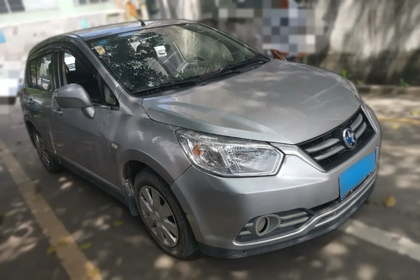 2015 Venucia R50 1.6L 117HP L4 4AT,autocango,china used car exporter,china ev exporter,chinese used car exporter,chinese used ev exporter