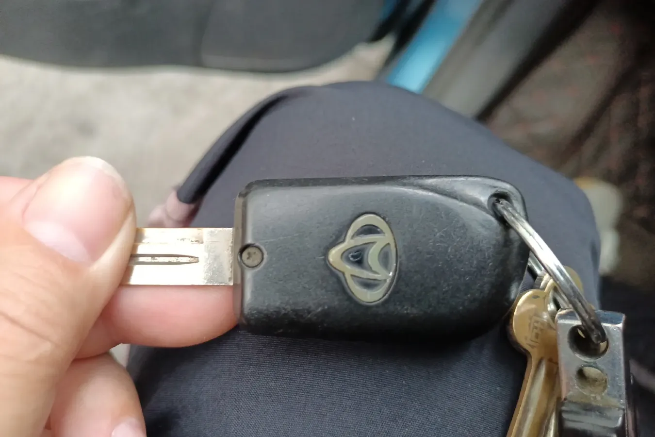 2015 ChangAn Oshan Eulove 1.2L 90HP L4 5MT,autocango,china used car exporter,china ev exporter,chinese used car exporter,chinese used ev exporter