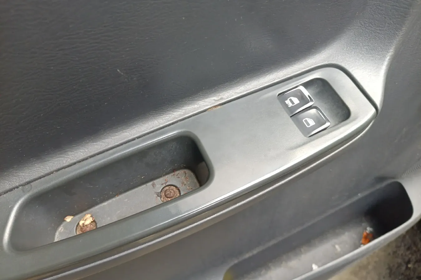 2016 JinBei Grace 2.0L 106HP L4 5MT,autocango,china used car exporter,china ev exporter,chinese used car exporter,chinese used ev exporter