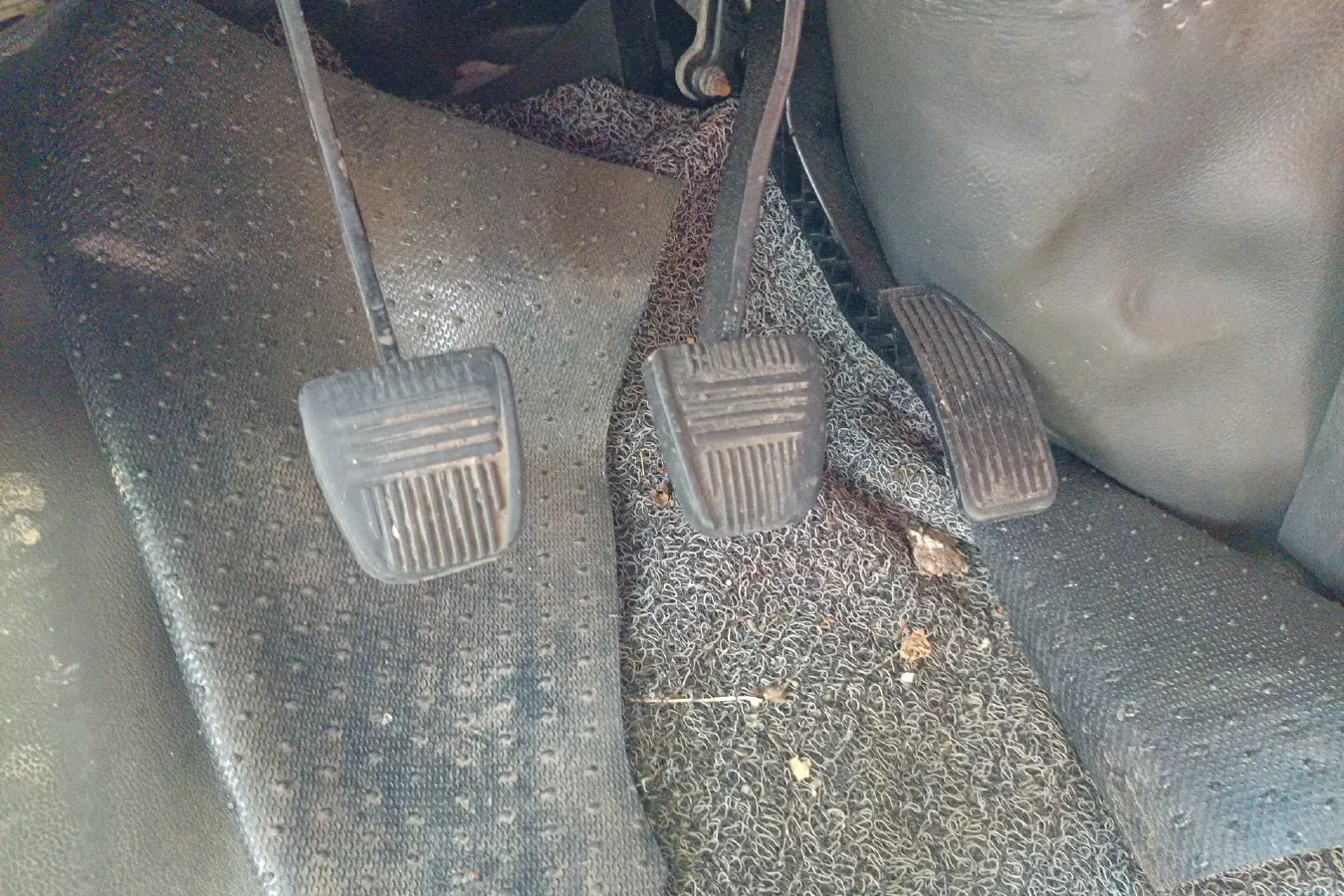 2016 JinBei Grace 2.0L 106HP L4 5MT,autocango,china used car exporter,china ev exporter,chinese used car exporter,chinese used ev exporter