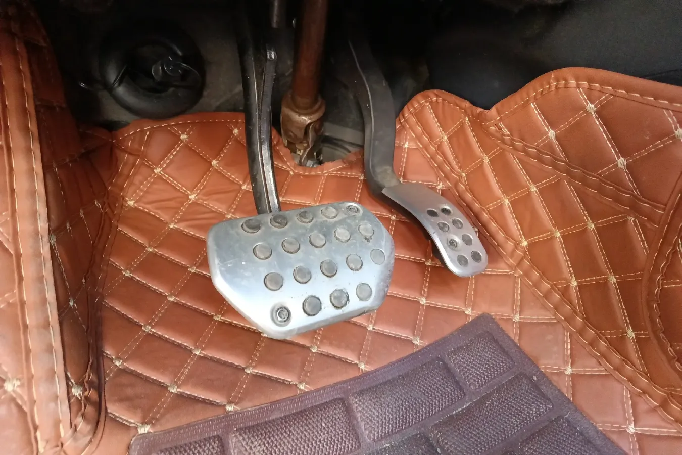 2007 Peugeot 307 2.0L 140HP L4 4AT,autocango,china used car exporter,china ev exporter,chinese used car exporter,chinese used ev exporter