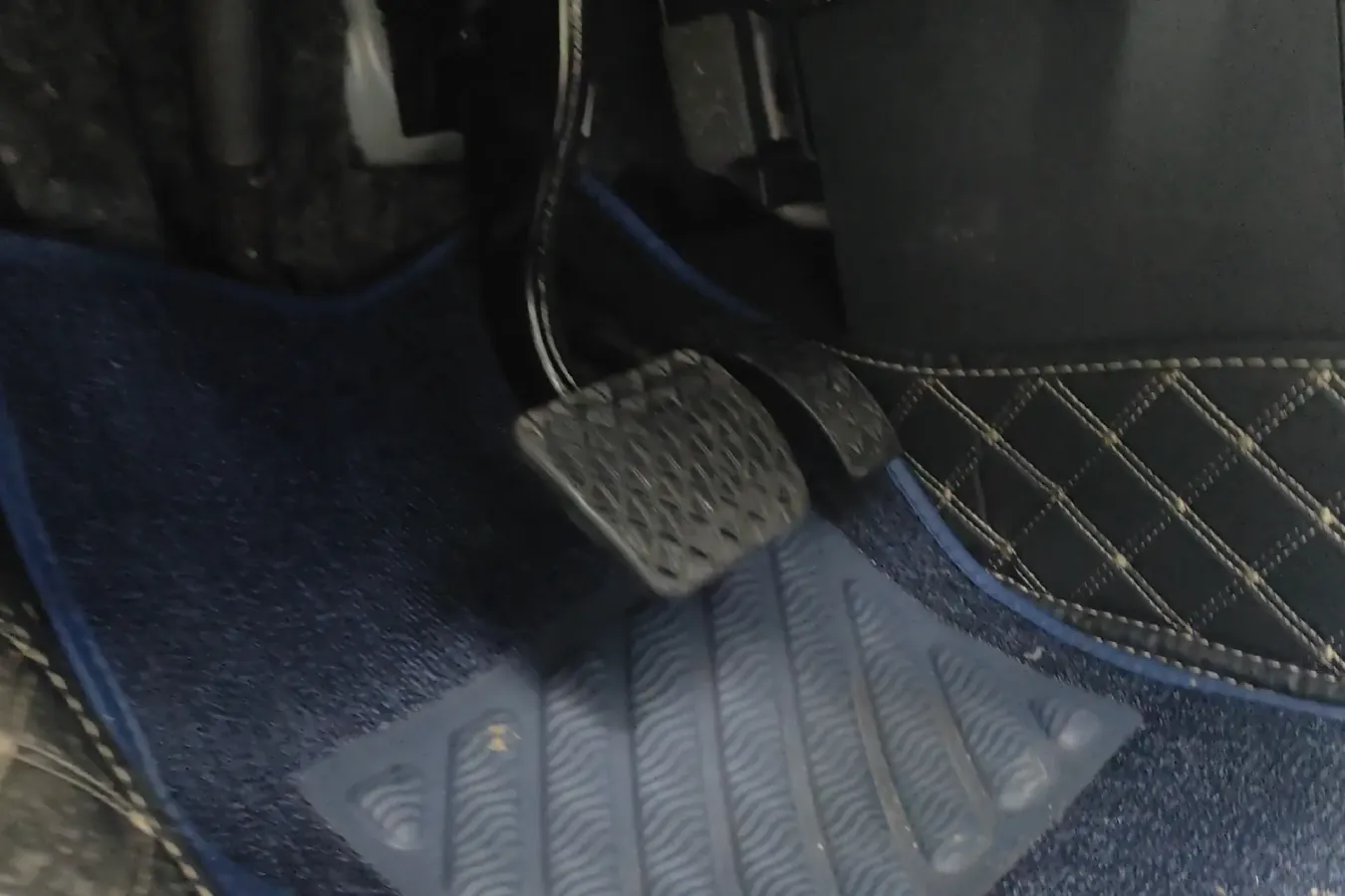 2023 Bestune T90 1.5T 169HP L4 7DCT,autocango,china used car exporter,china ev exporter,chinese used car exporter,chinese used ev exporter