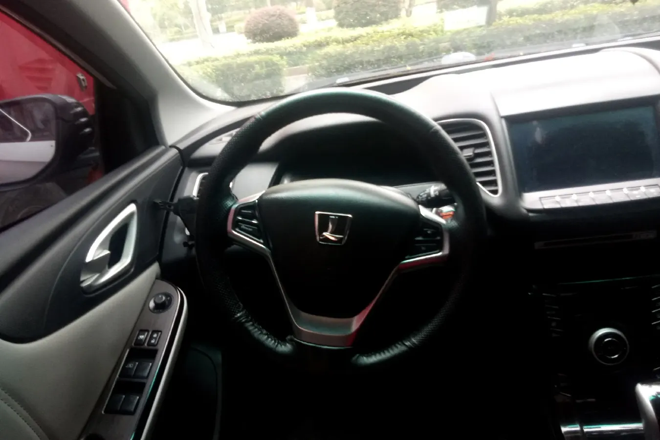 2015 Luxgen 5 1.8T 180HP L4 6AT,autocango,china used car exporter,china ev exporter,chinese used car exporter,chinese used ev exporter