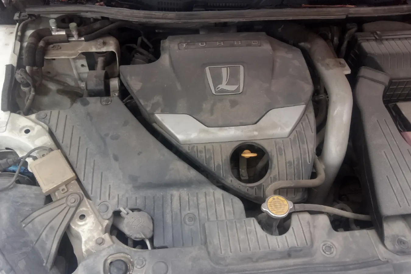 2015 Luxgen 5 1.8T 180HP L4 6AT,autocango,china used car exporter,china ev exporter,chinese used car exporter,chinese used ev exporter