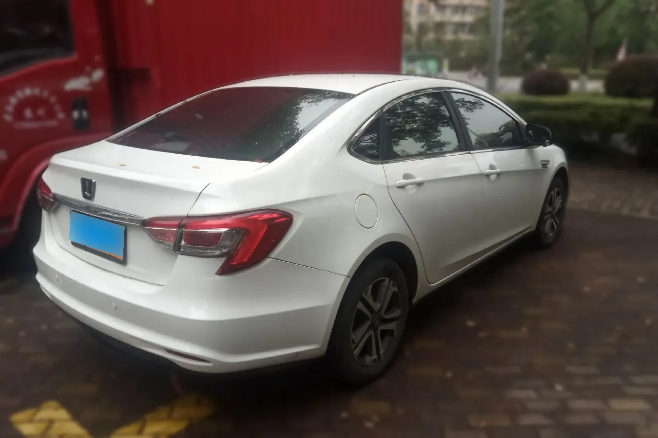 2015 Luxgen 5 1.8T 180HP L4 6AT,autocango,china used car exporter,china ev exporter,chinese used car exporter,chinese used ev exporter