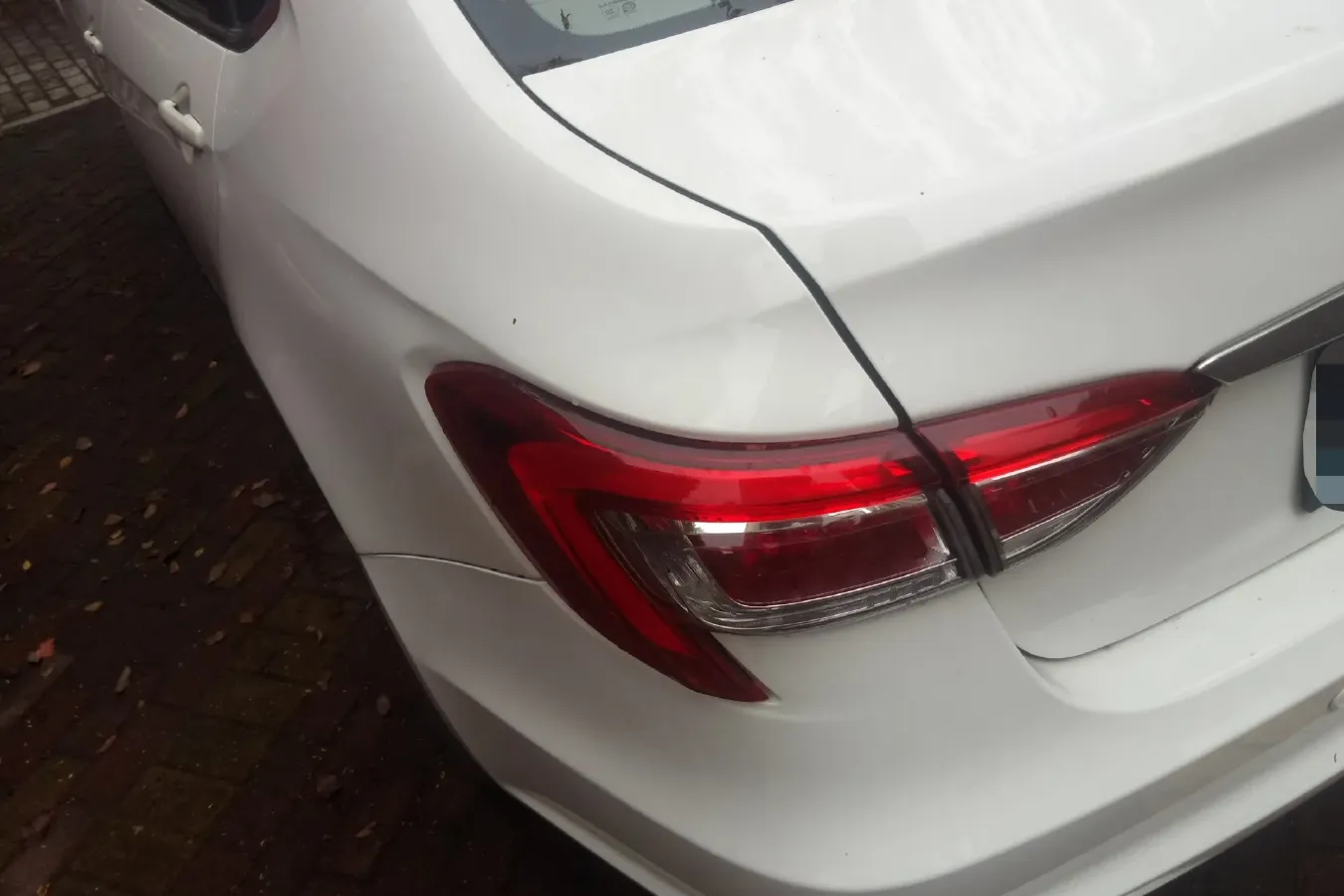 2015 Luxgen 5 1.8T 180HP L4 6AT,autocango,china used car exporter,china ev exporter,chinese used car exporter,chinese used ev exporter