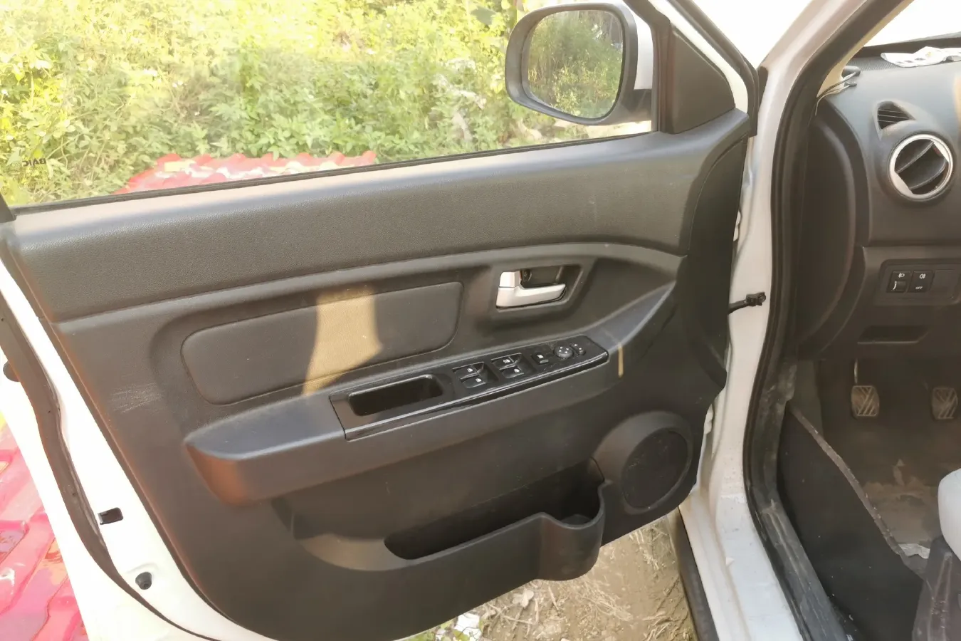 2016 BAIC Hyosow H2 1.5L 106HP L4 5MT,autocango,china used car exporter,china ev exporter,chinese used car exporter,chinese used ev exporter