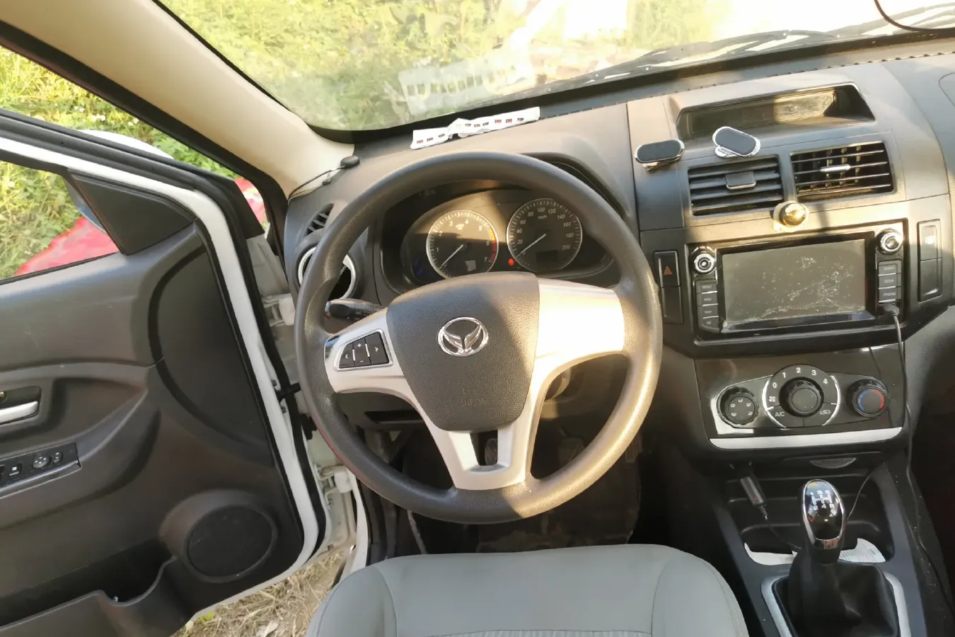 2016 BAIC Hyosow H2 1.5L 106HP L4 5MT,autocango,china used car exporter,china ev exporter,chinese used car exporter,chinese used ev exporter