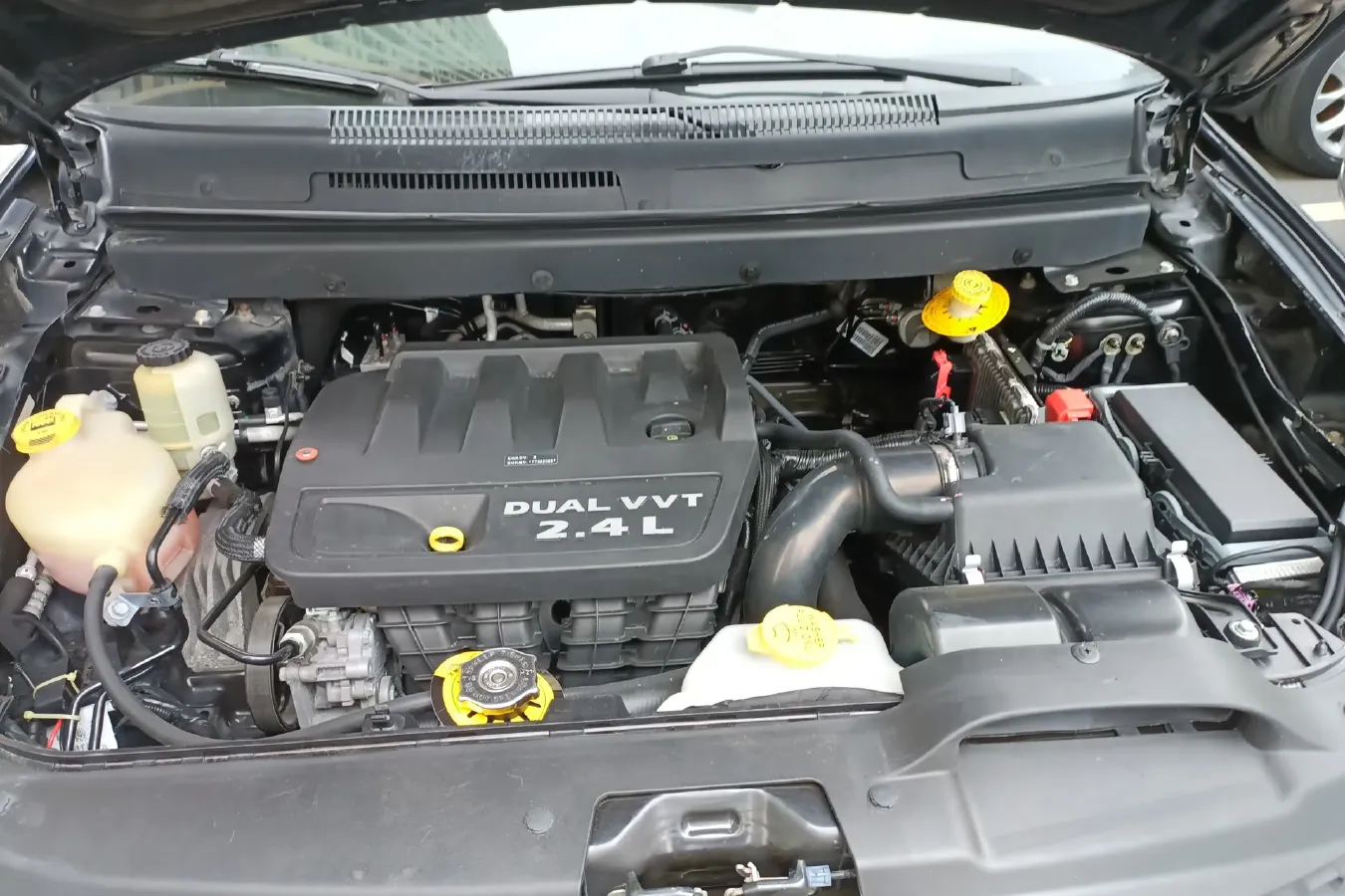 2013 Dodge JCUV 2.4L 170HP L4 6AT,autocango,china used car exporter,china ev exporter,chinese used car exporter,chinese used ev exporter