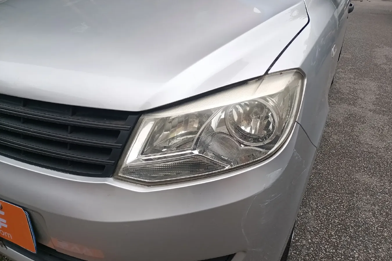 2014 DongFeng Fengon Fengon 330 1.5L 116HP L4 5MT,autocango,china used car exporter,china ev exporter,chinese used car exporter,chinese used ev exporter