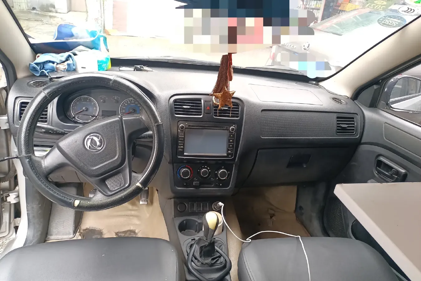 2014 DongFeng Fengon Fengon 330 1.5L 116HP L4 5MT,autocango,china used car exporter,china ev exporter,chinese used car exporter,chinese used ev exporter